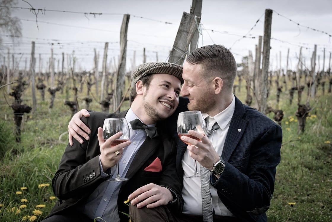 The Benefits Of Choosing To Hire Gay Lesbian And Transgender Wedding Ministers Lifelong